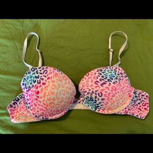 Pink Underwire T-shirt Bra Size 36B